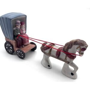 VTG Memories Collection Porcelain Horse Carriage Christmas Holidays Figurine